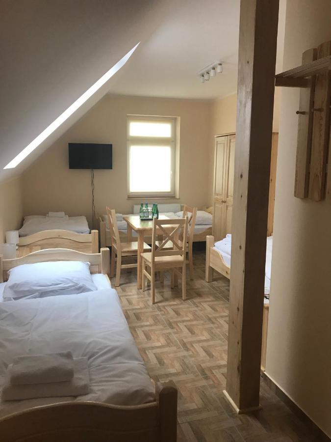 Siedem Drzew Hotel Biskupice  Eksteriør billede