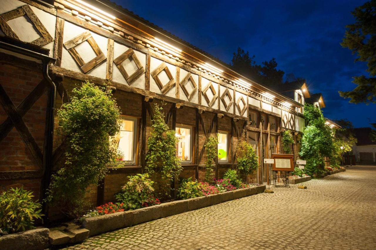 Siedem Drzew Hotel Biskupice  Eksteriør billede
