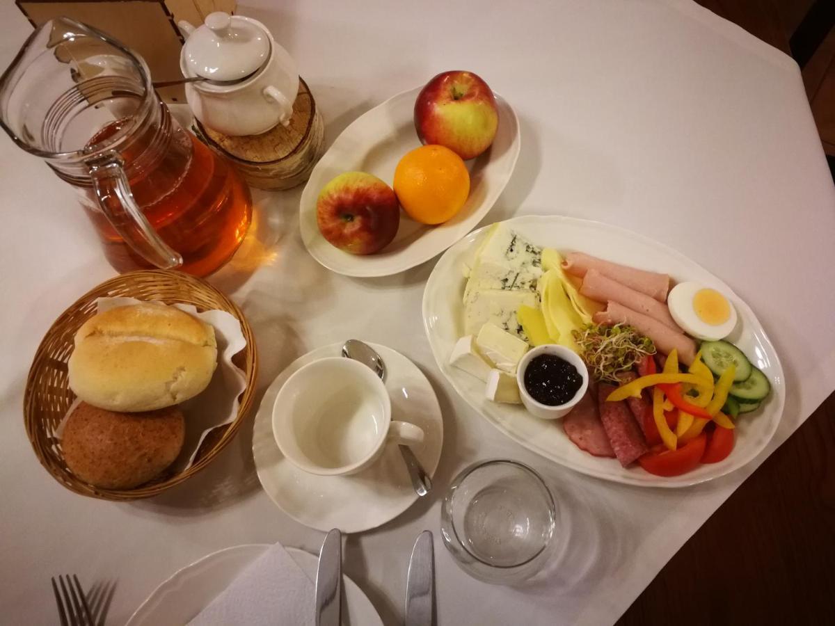Siedem Drzew Hotel Biskupice  Eksteriør billede