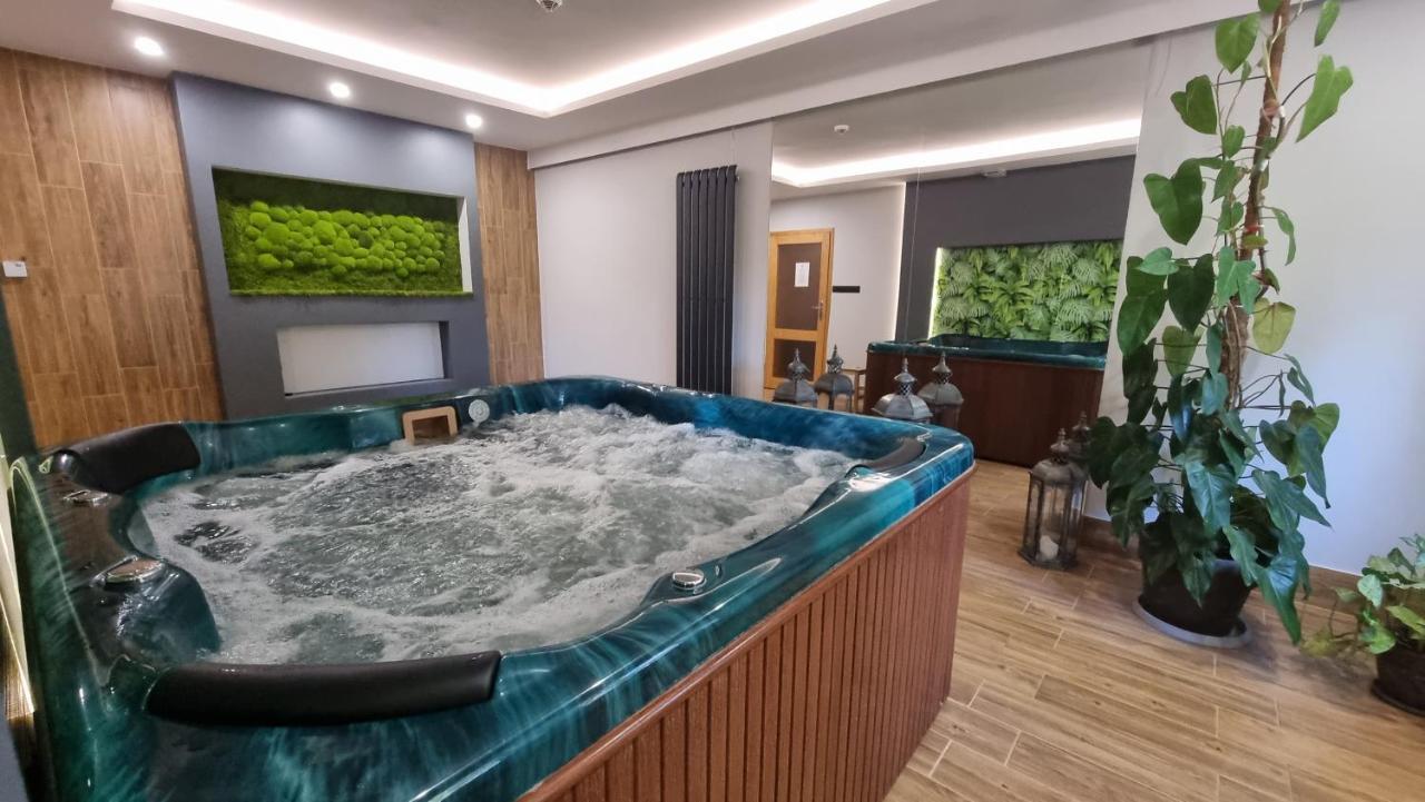 Siedem Drzew Hotel Biskupice  Eksteriør billede