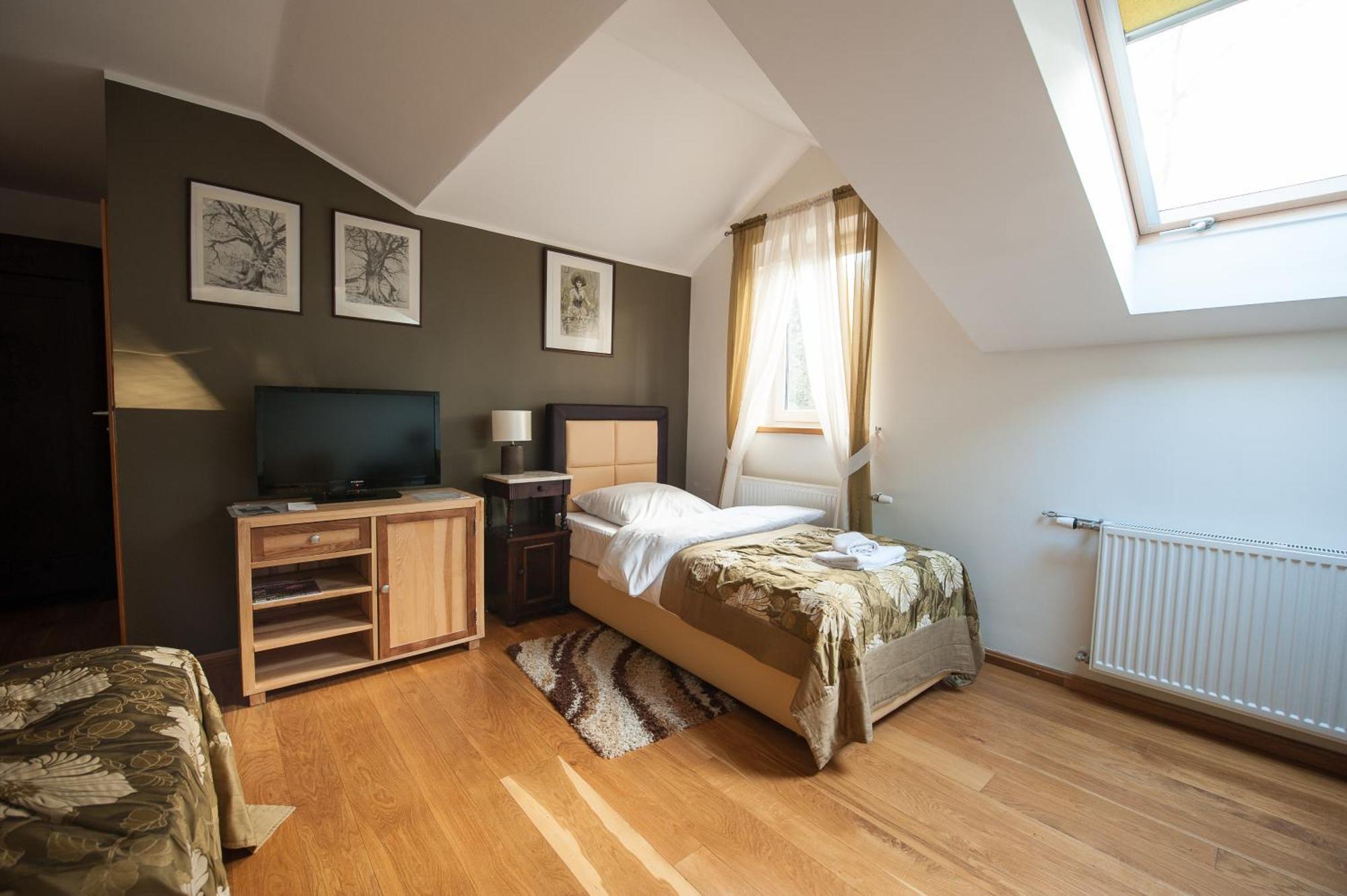 Siedem Drzew Hotel Biskupice  Værelse billede